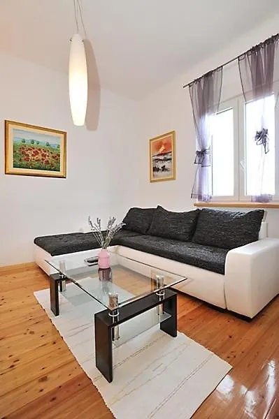Apartment In Poljana With Sea View, Terrace, Air Conditioning, Wifi 3617-1 Poljana (Ugljan)