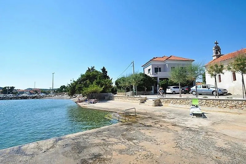 Apartment In Poljana With Sea View, Terrace, Air Conditioning, Wifi 3617-1  Poljana (Ugljan)