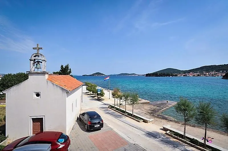 Apartment In Poljana With Sea View, Terrace, Air Conditioning, Wifi 3617-1 Poljana (Ugljan)